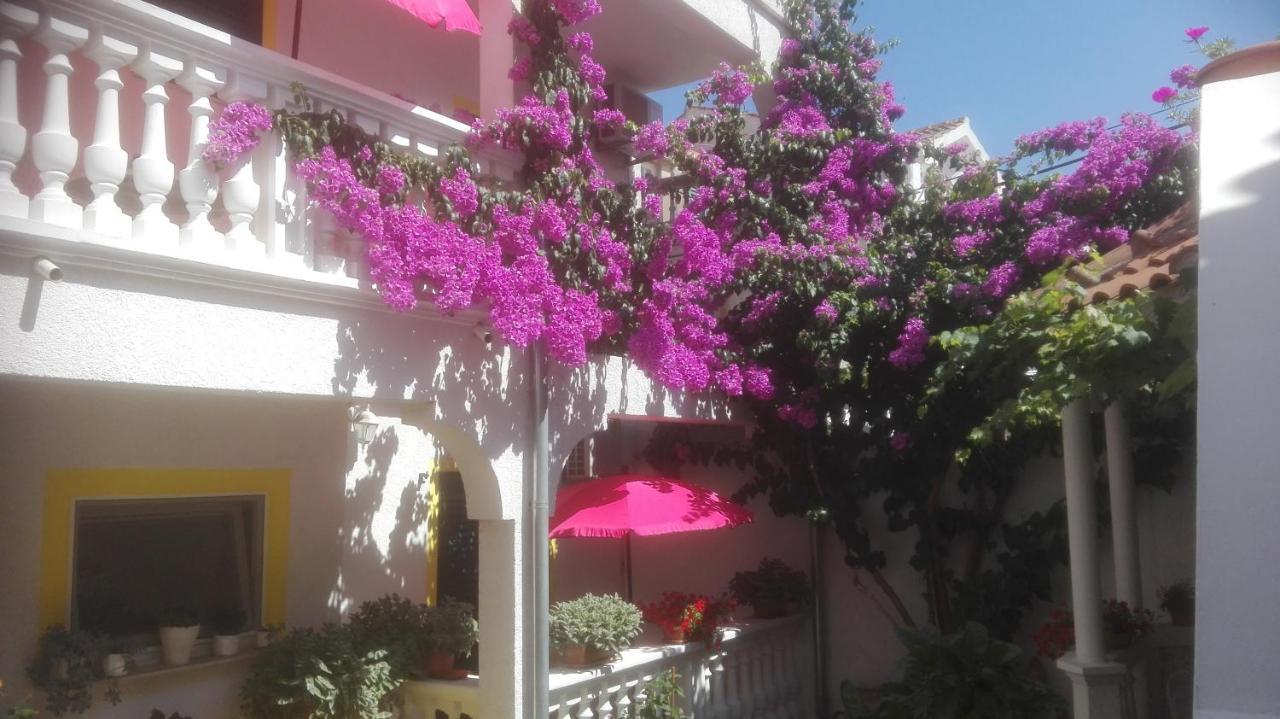 Apartments Vodice Marica Eksteriør bilde